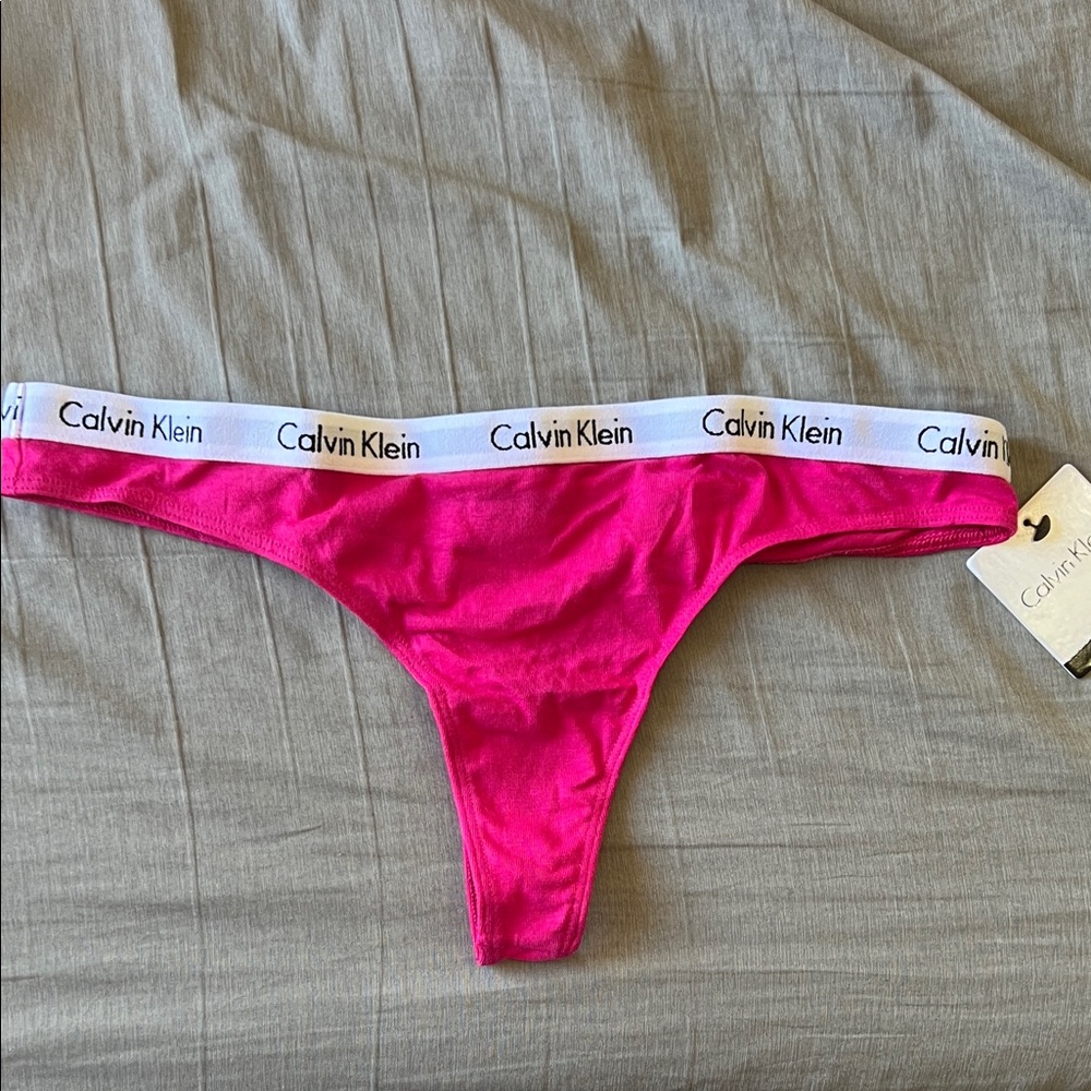 NWT Calvin Klein Fuchsia Thong